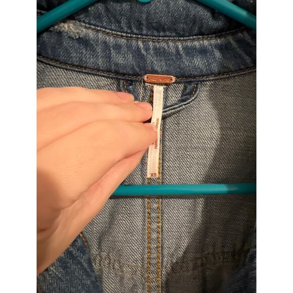 Free People Moon Child Distressed Denim Jacket – Size XS - Picture 3 of 5